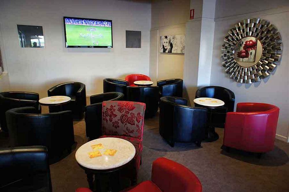 Lees Hotel Ingham Eksteriør billede